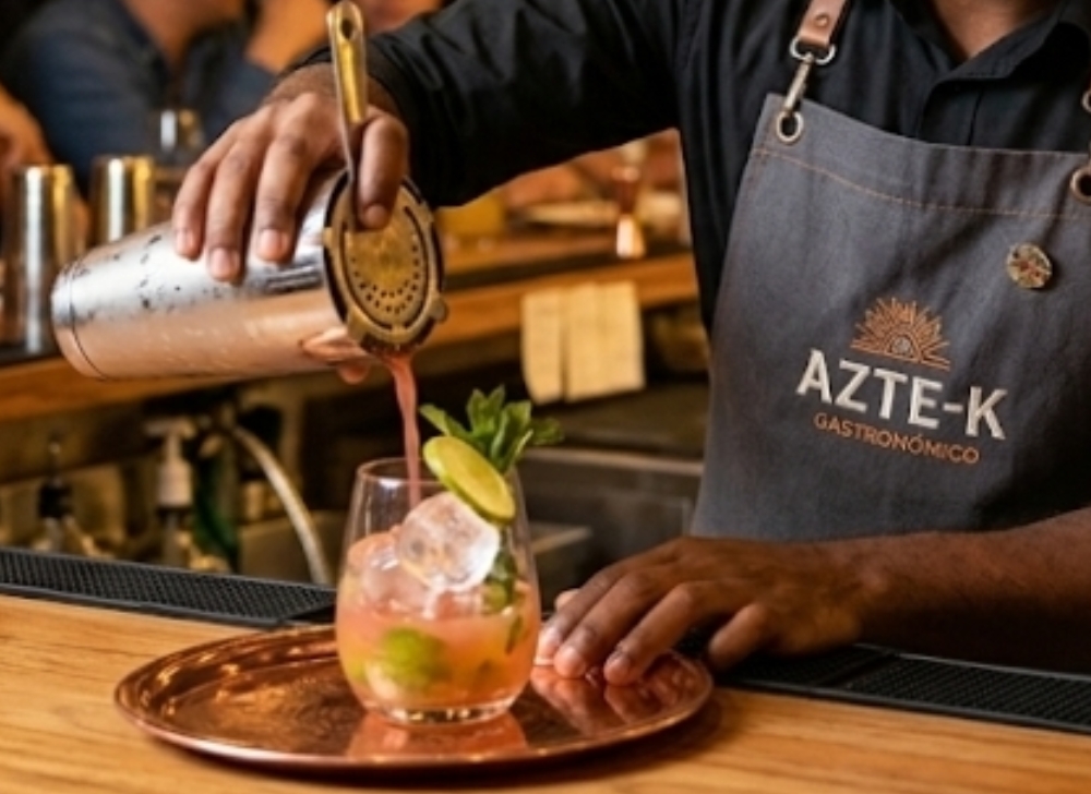 Mesonera y Bartender de Experiencias
